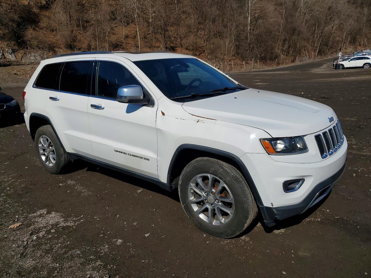 2015 Jeep Grand Cherokee - Image 4