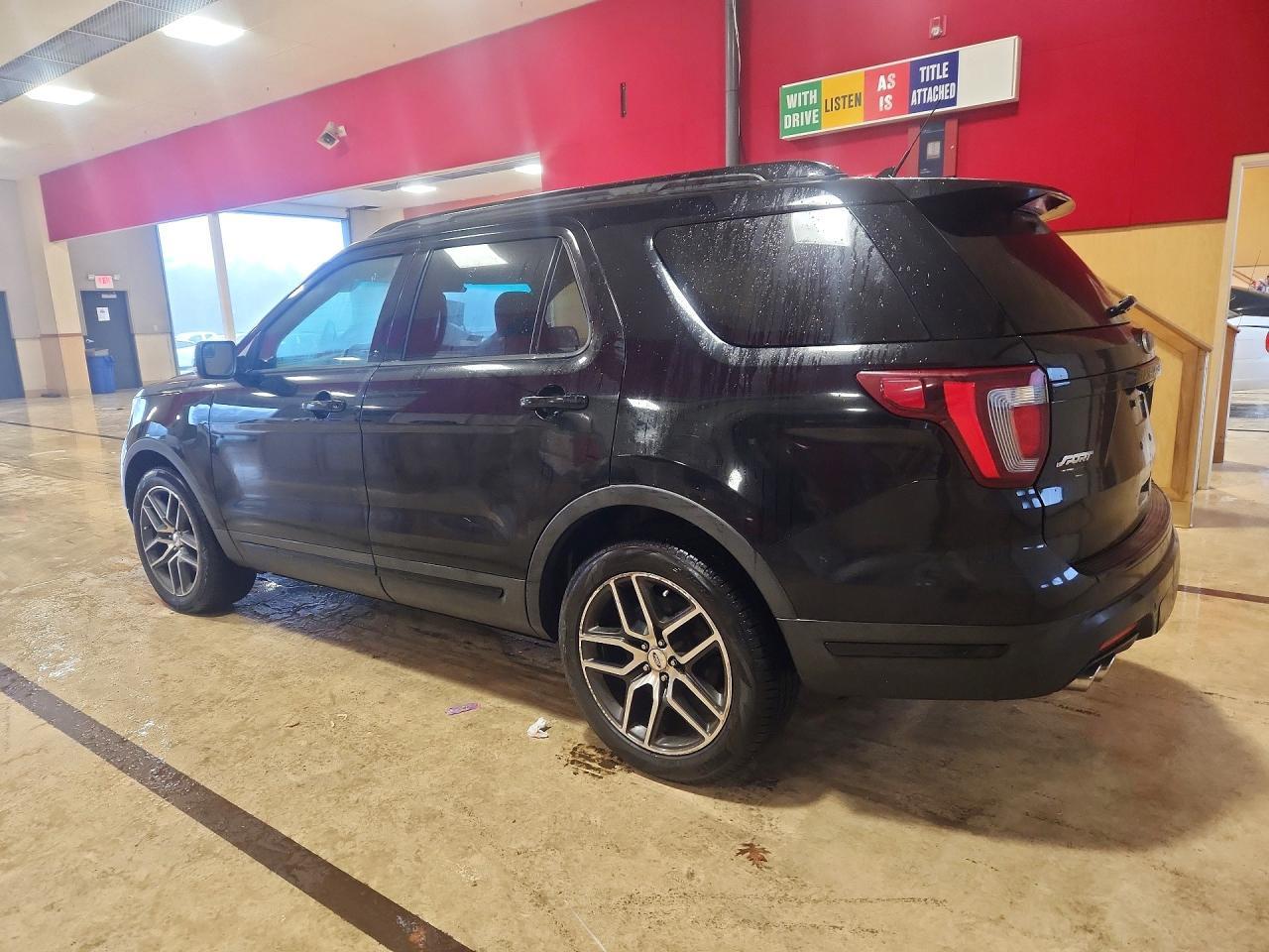 2018 Ford Explorer Sport - Image 2