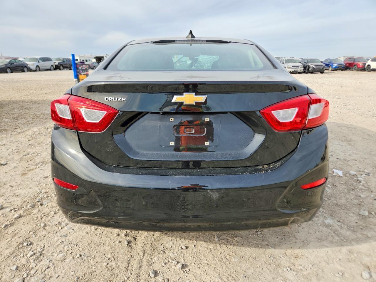 2018 Chevrolet Cruze Ls - Image 6