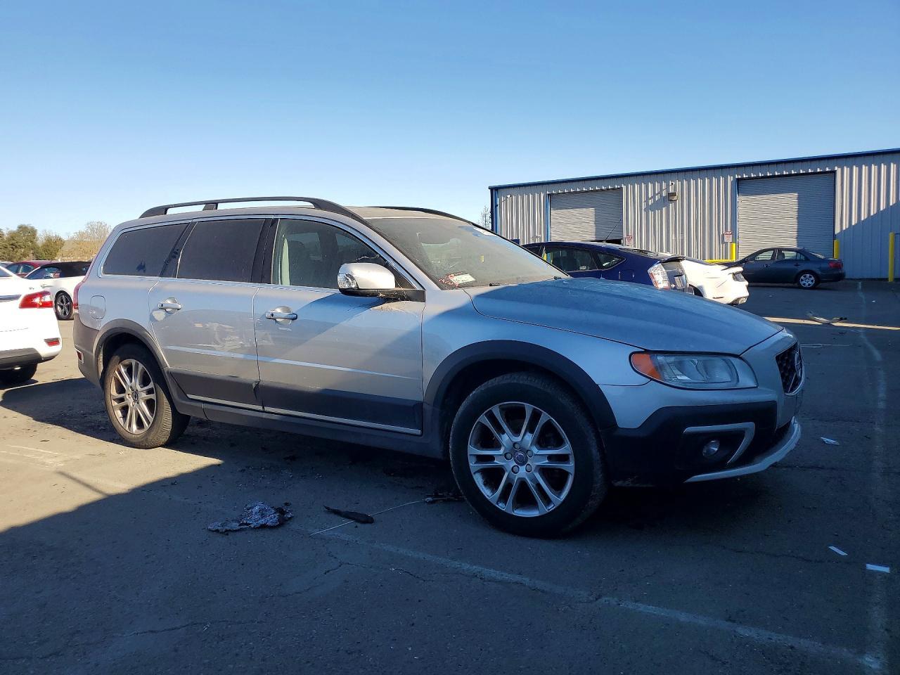 2016 Volvo Xc70 T5 Premier - Image 4
