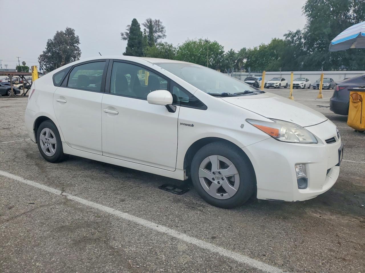 2011 Toyota Prius - Фото 4