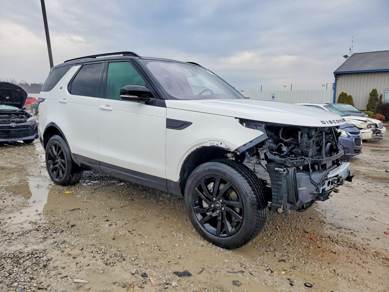 2020 Land Rover Discovery Hse - Image 4