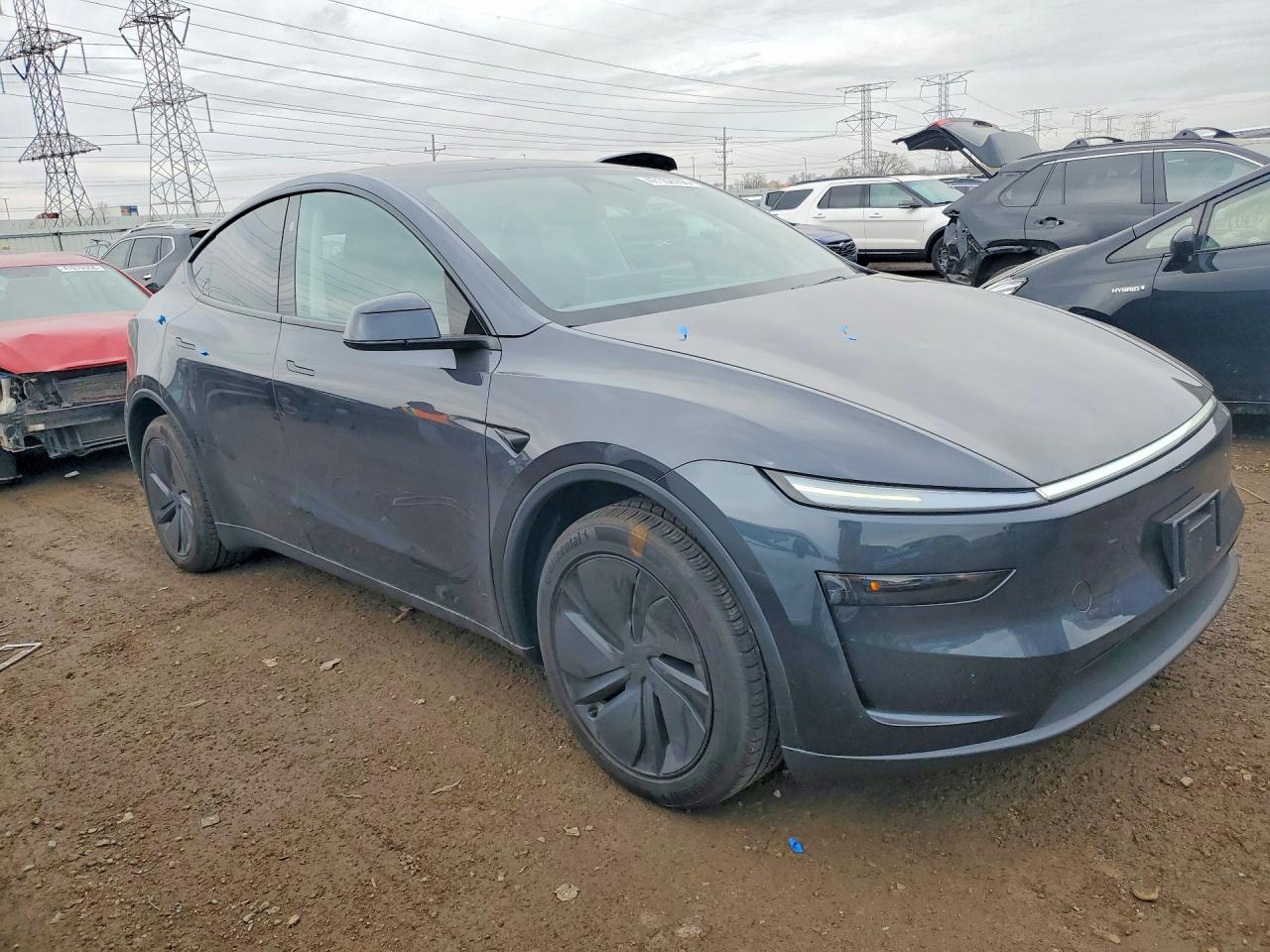 2026 Tesla Model Y - Фото 4