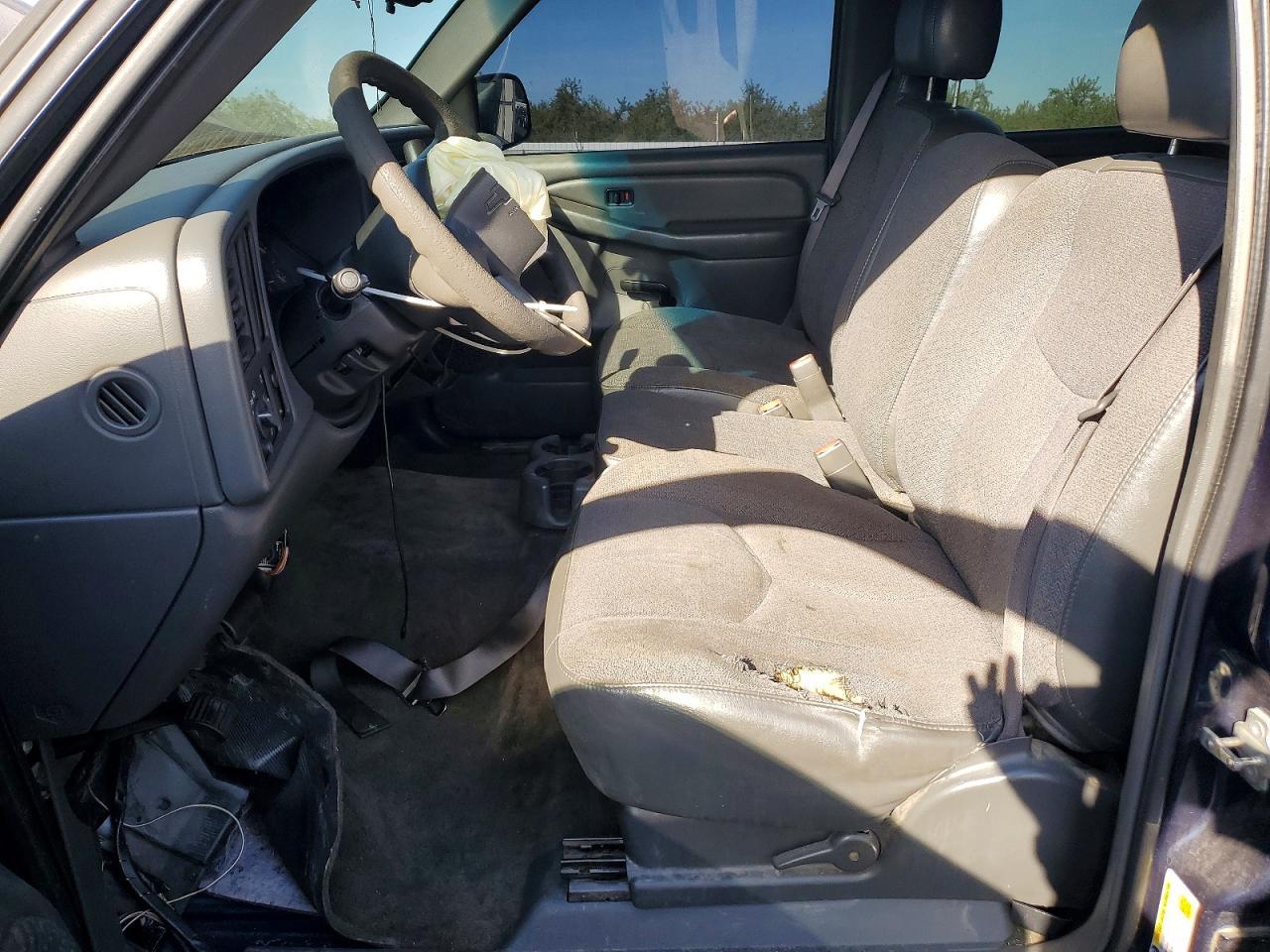 2006 Chevrolet Silverado C1500 - Image 7