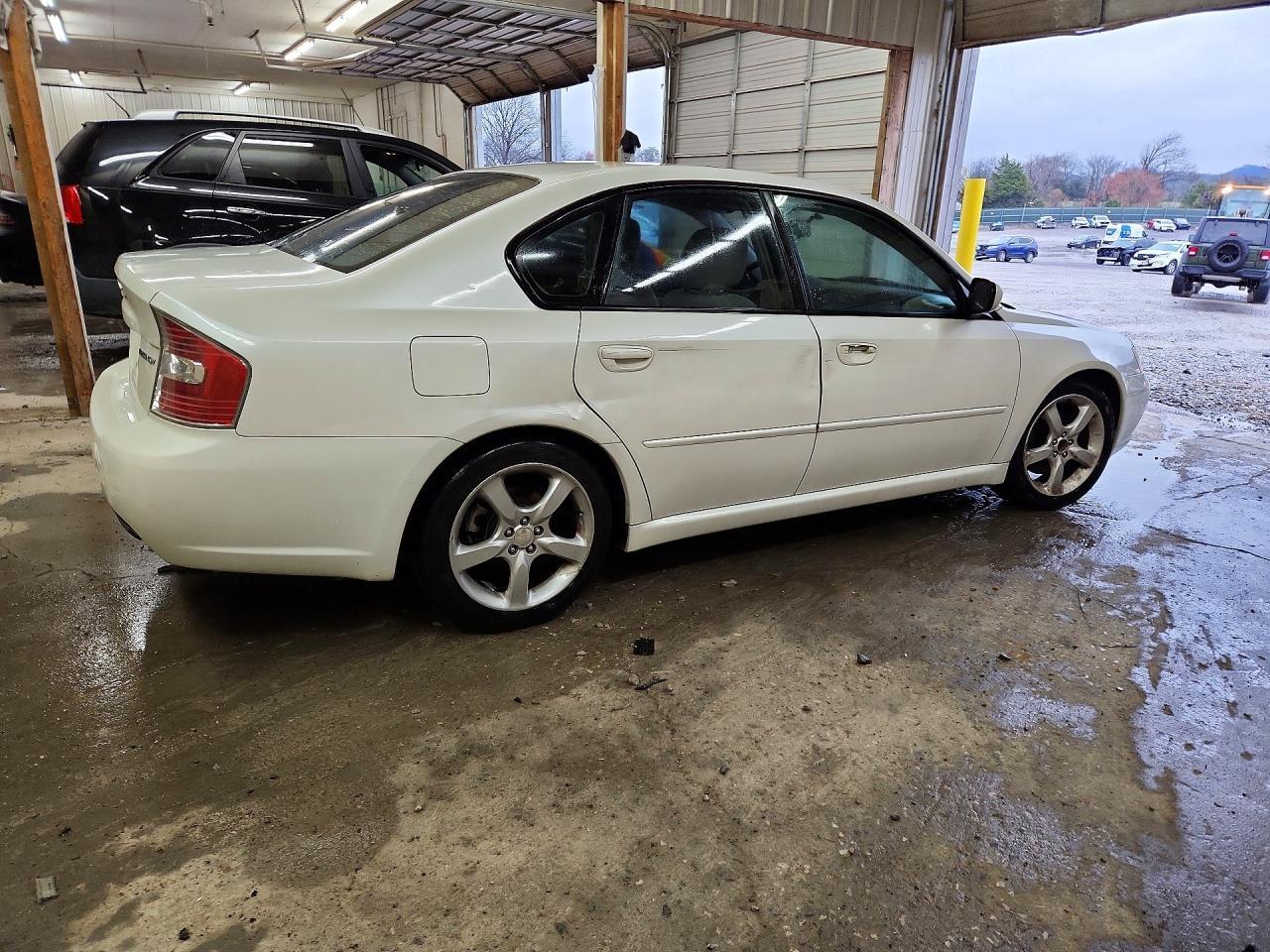 2007 Subaru Legacy 2.5I - Фото 3