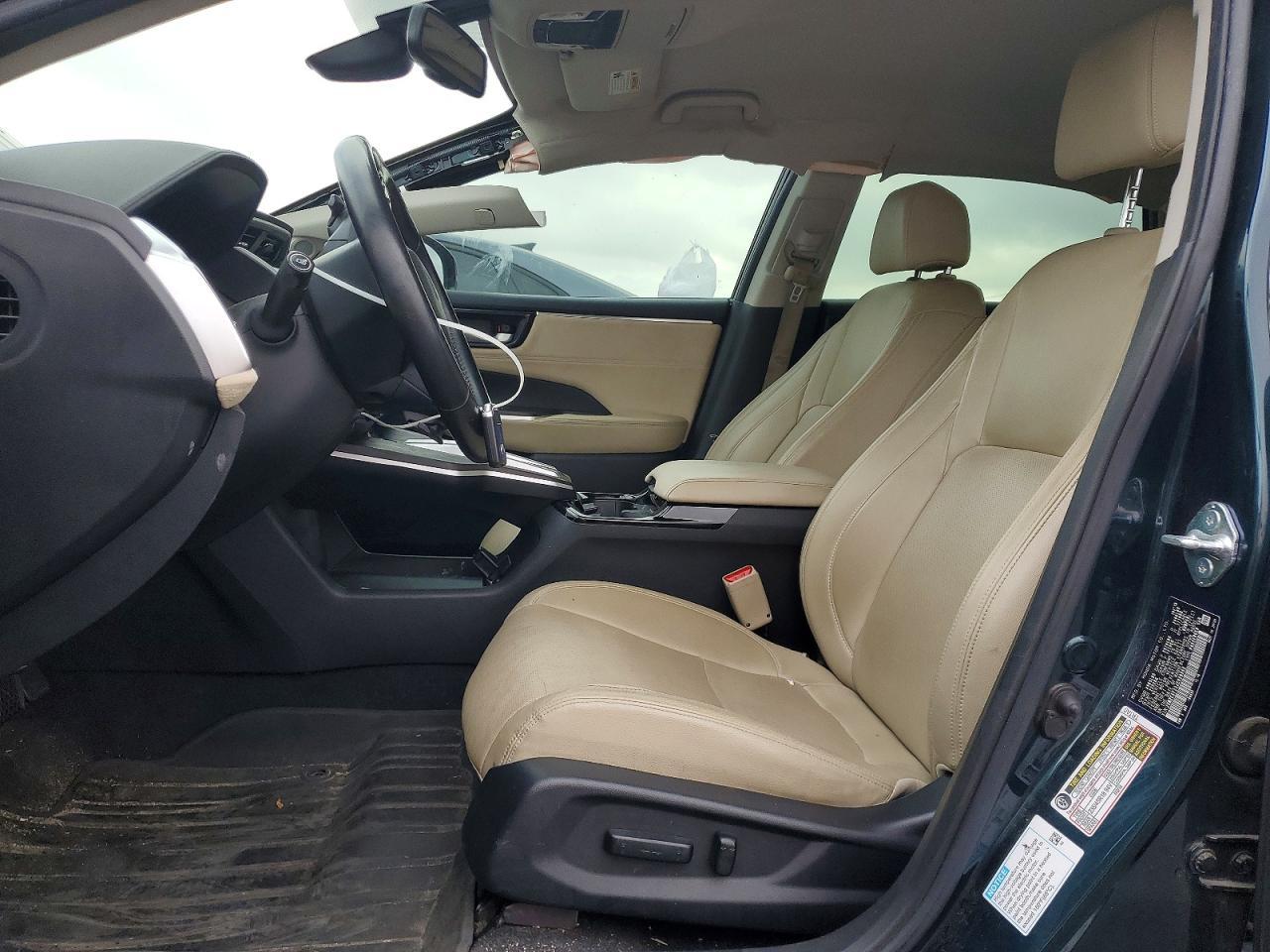 2018 Honda Clarity Touring - Image 7