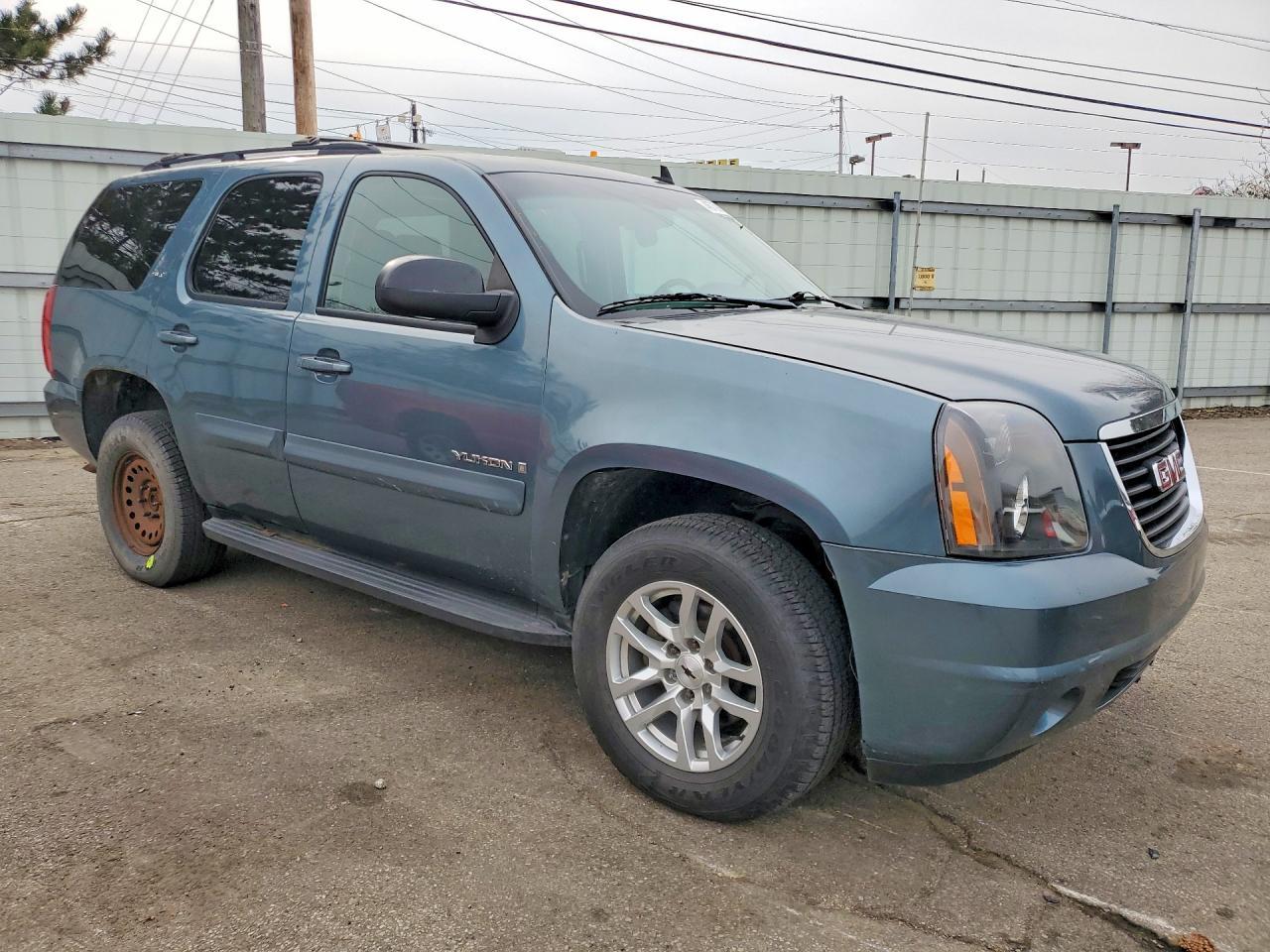 2009 GMC Yukon Slt - Image 4