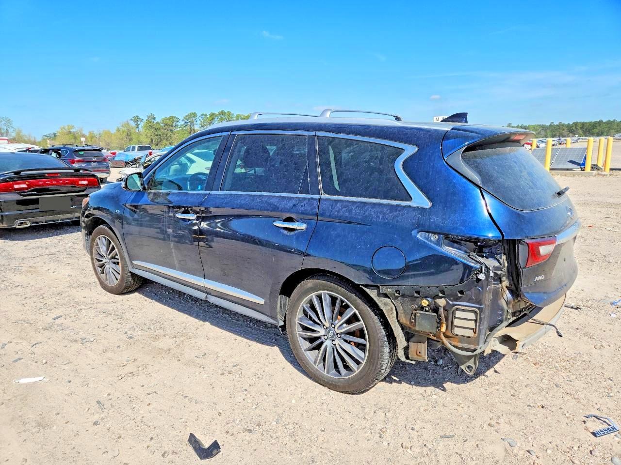 2019 Infiniti Qx60 Luxe - Image 2