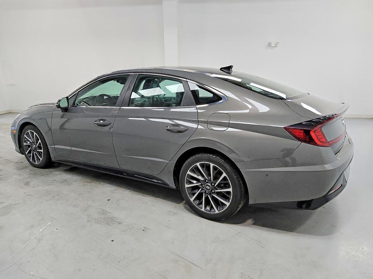 2020 Hyundai Sonata Limited - Image 2