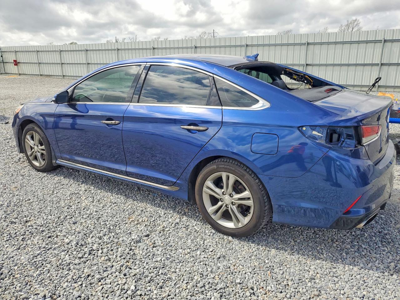2018 Hyundai Sonata Sport - Фото 2