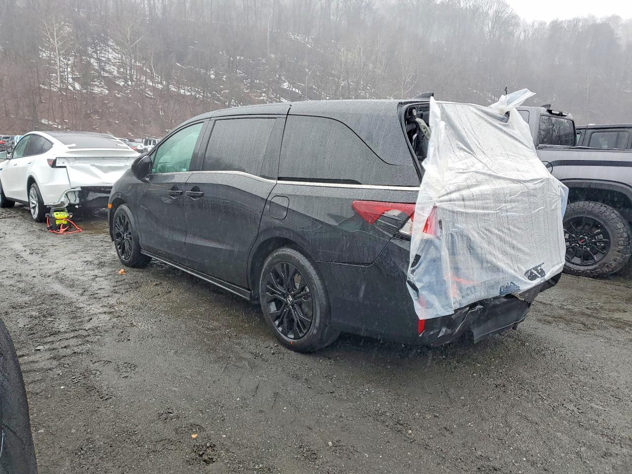 2025 Honda Odyssey Sport-L - Фото 2