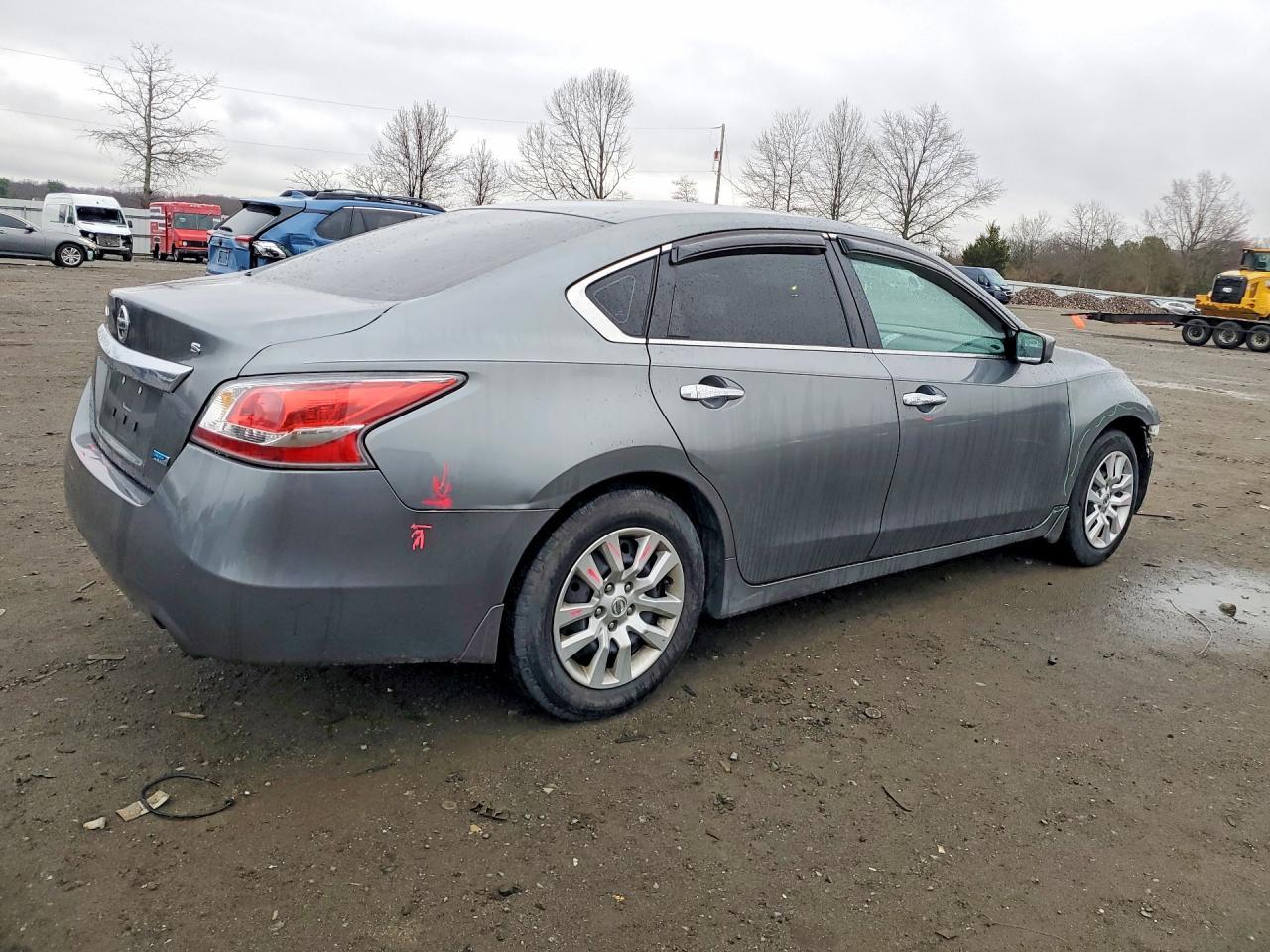 2014 Nissan Altima 2.5 S - Image 3