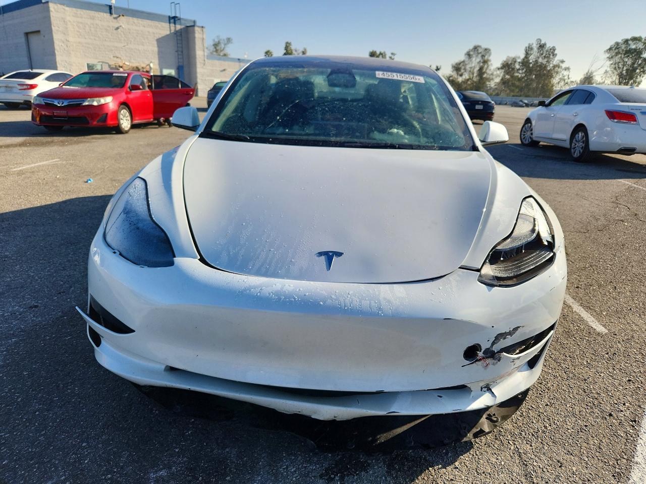 2023 Tesla Model 3 - Фото 5