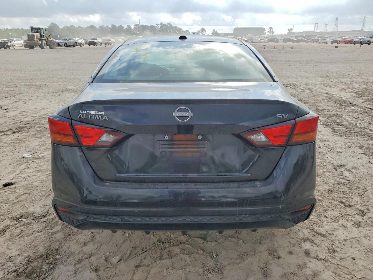 2023 Nissan Altima 2.5 Sv - Image 6