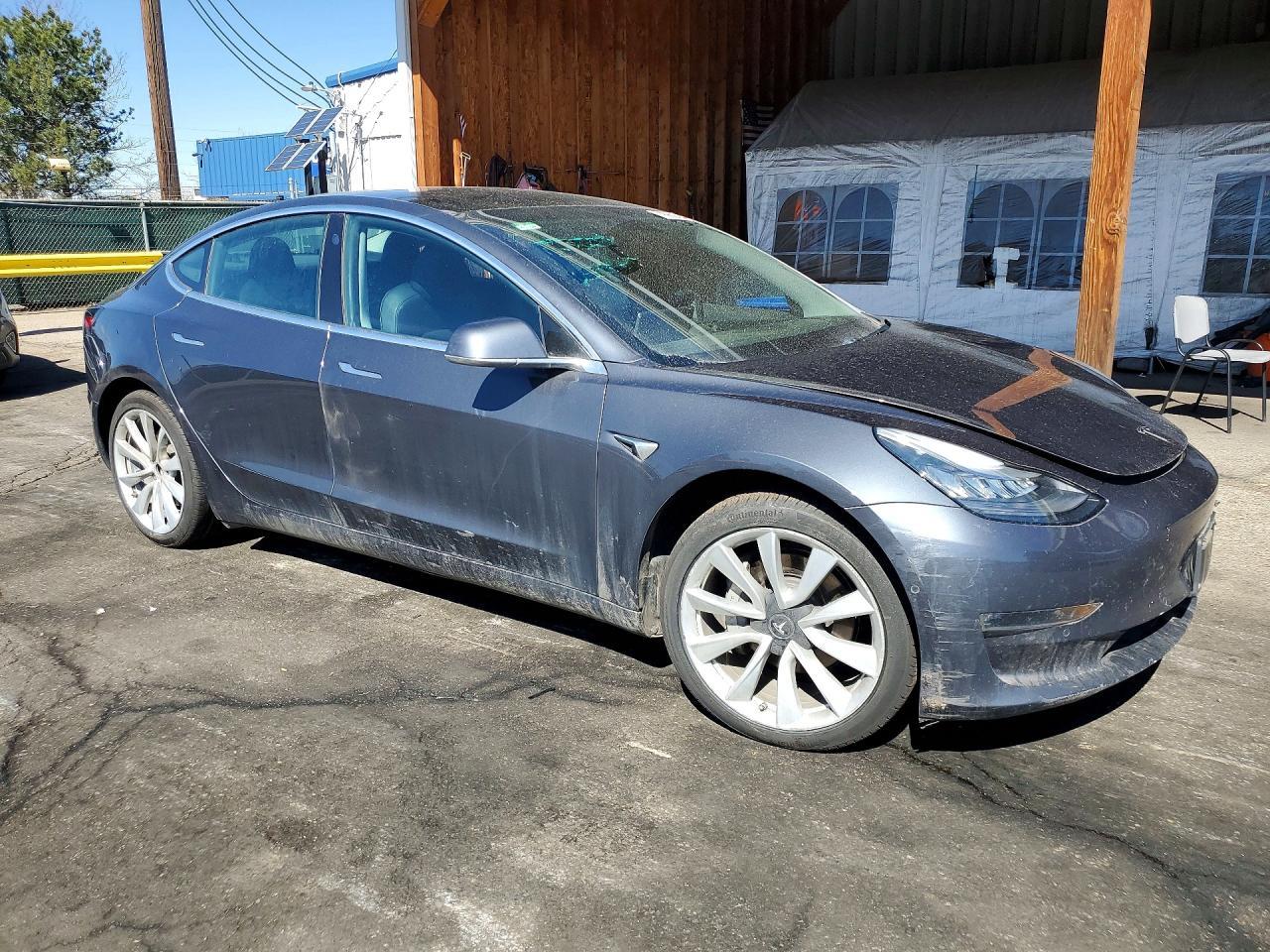 2019 Tesla Model 3 - Image 4