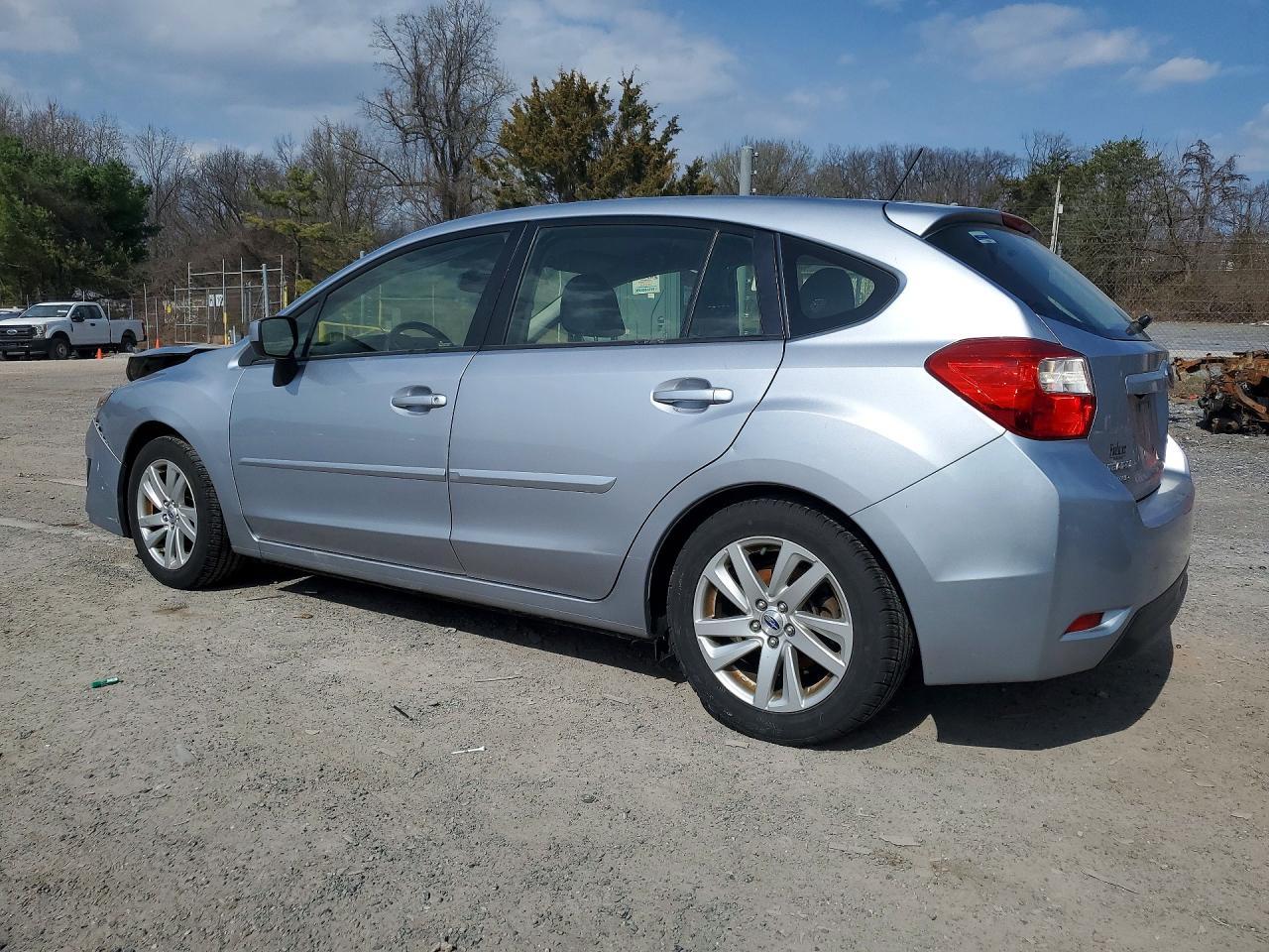 2016 Subaru Impreza Premium - Image 2