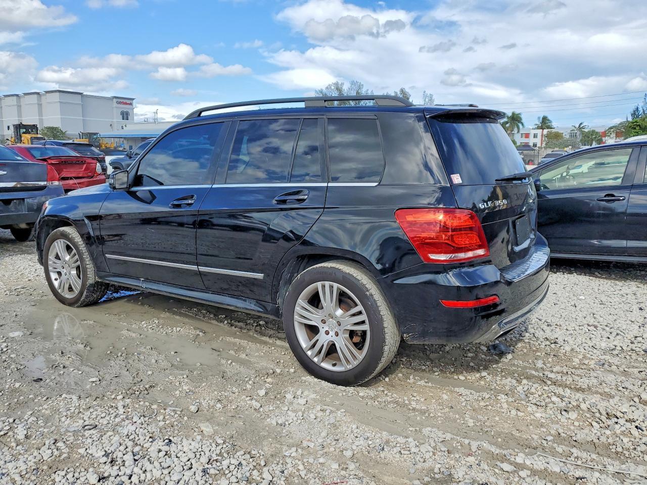 2015 Mercedes-Benz Glk 350 - Image 2