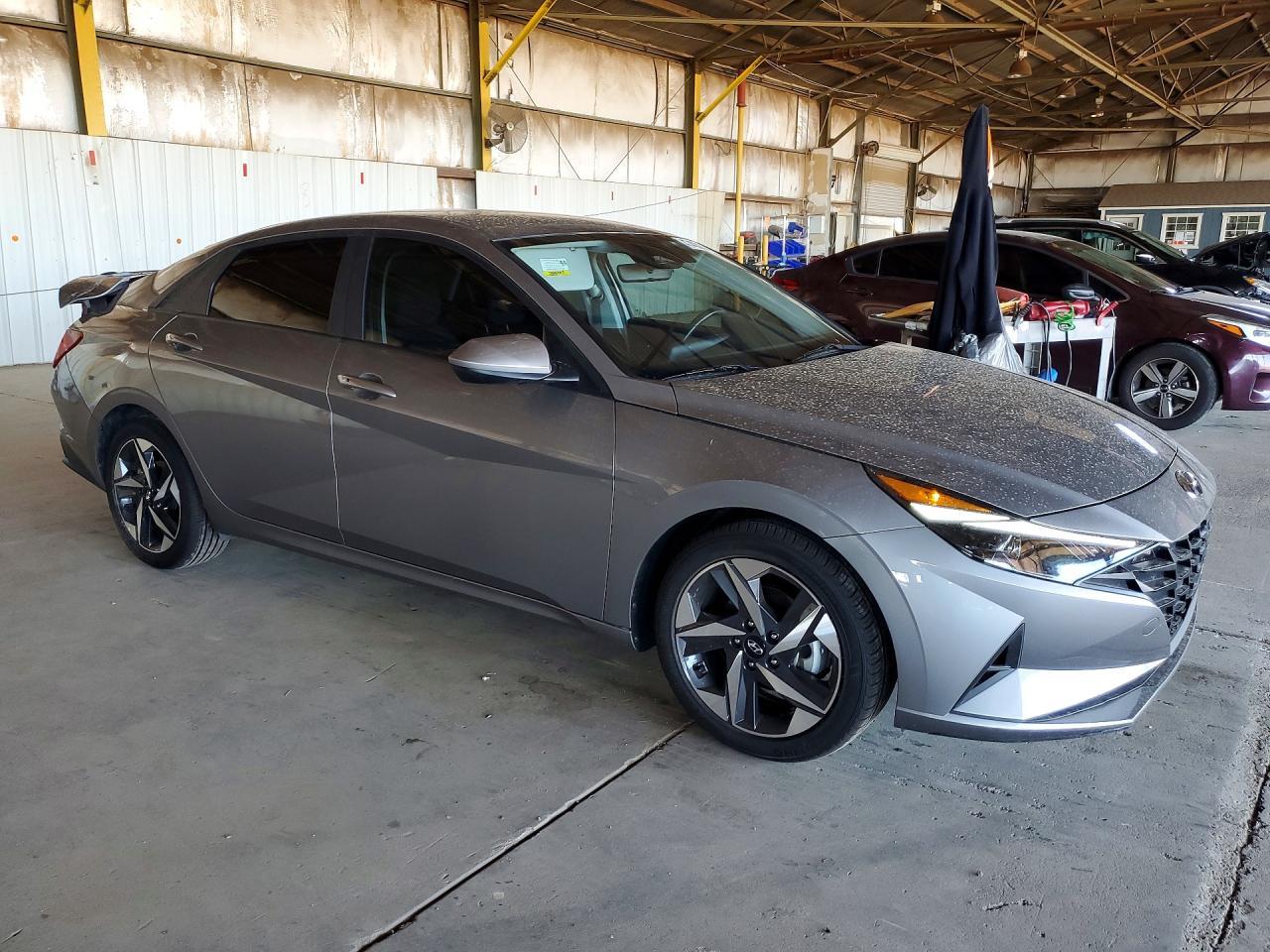 2023 Hyundai Elantra Sel - Фото 4