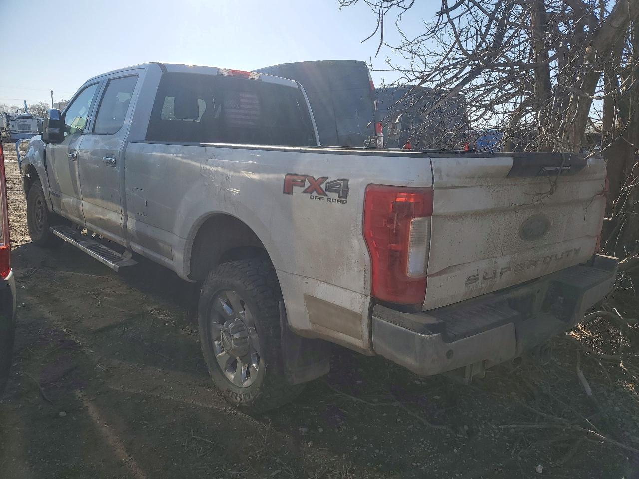 2018 Ford F350 Super Duty - Image 2