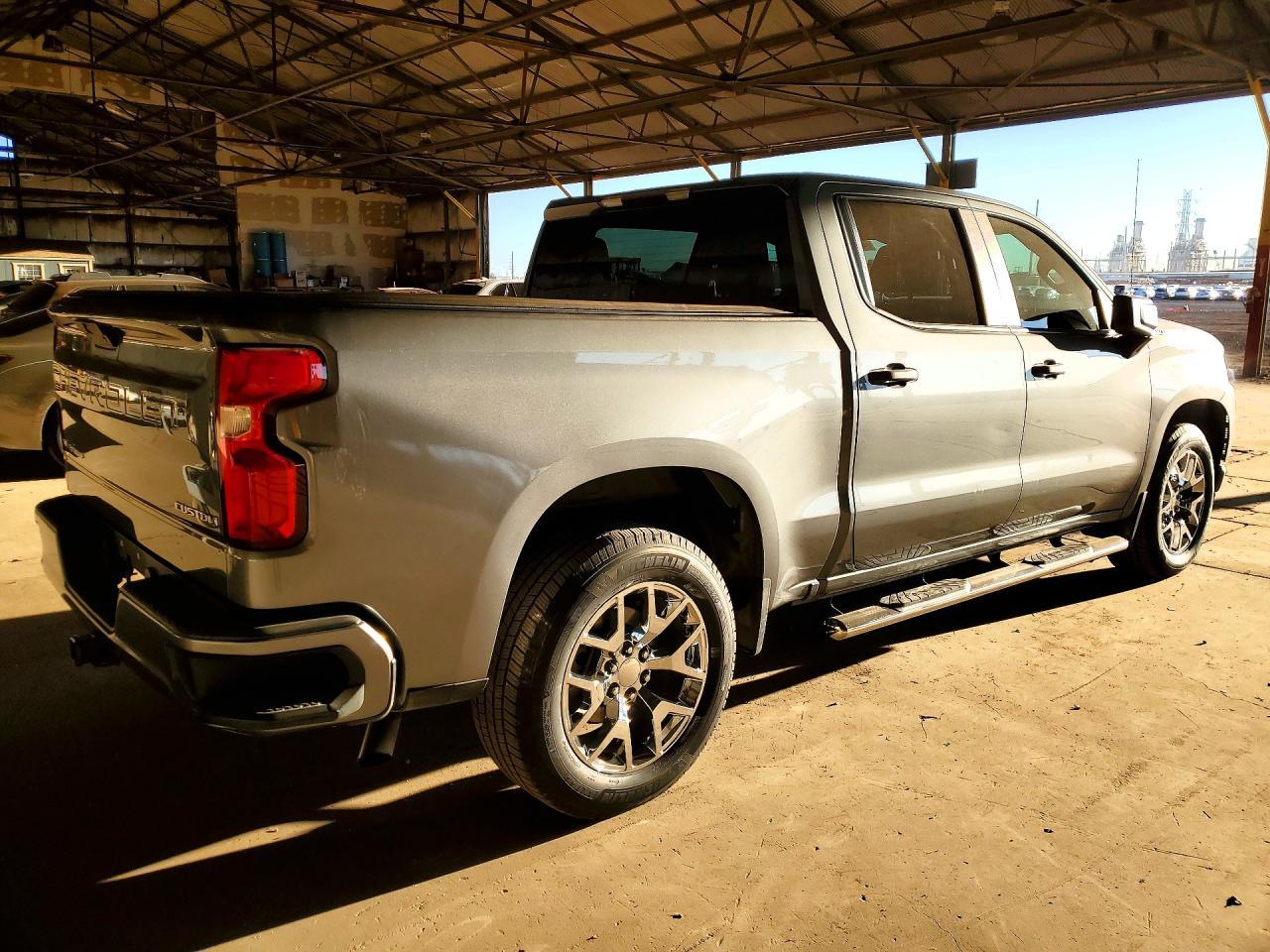 2021 Chevrolet Silverado C1500 Custom - Фото 3
