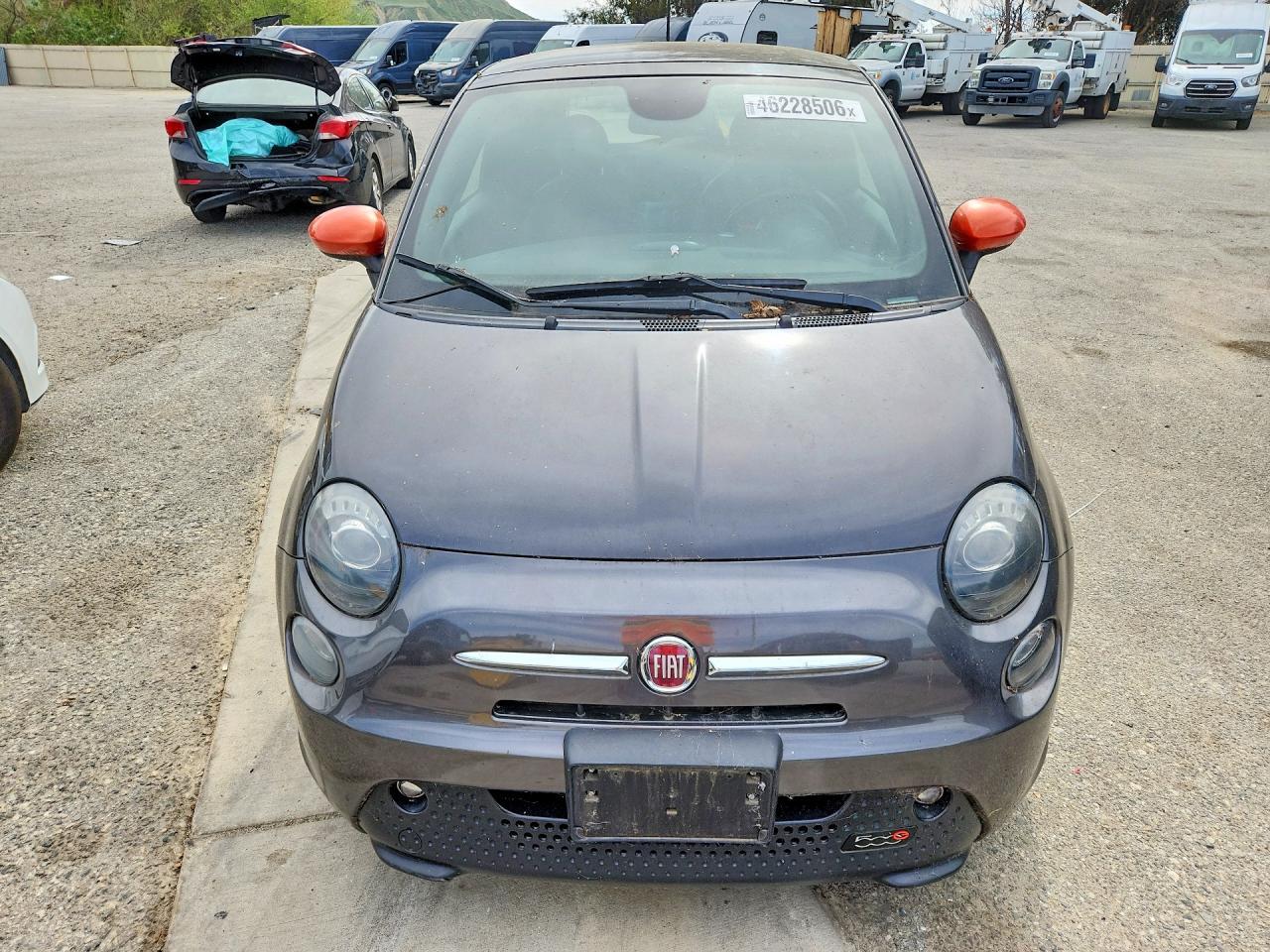2014 Fiat 500 Electric - Image 5