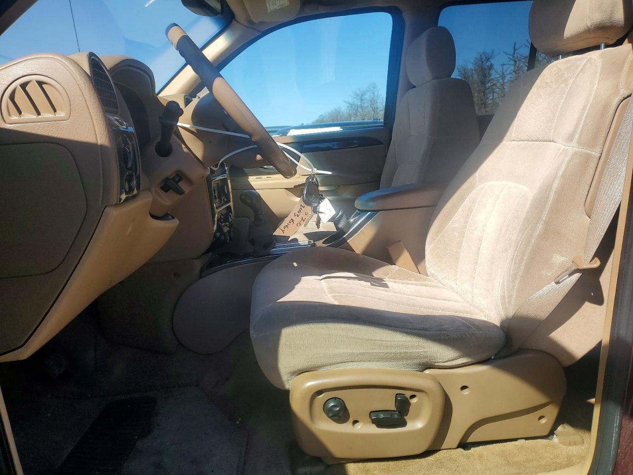 2003 GMC Envoy - Фото 7
