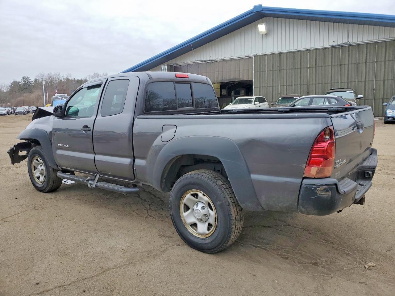 2014 Toyota Tacoma V6 - Фото 2