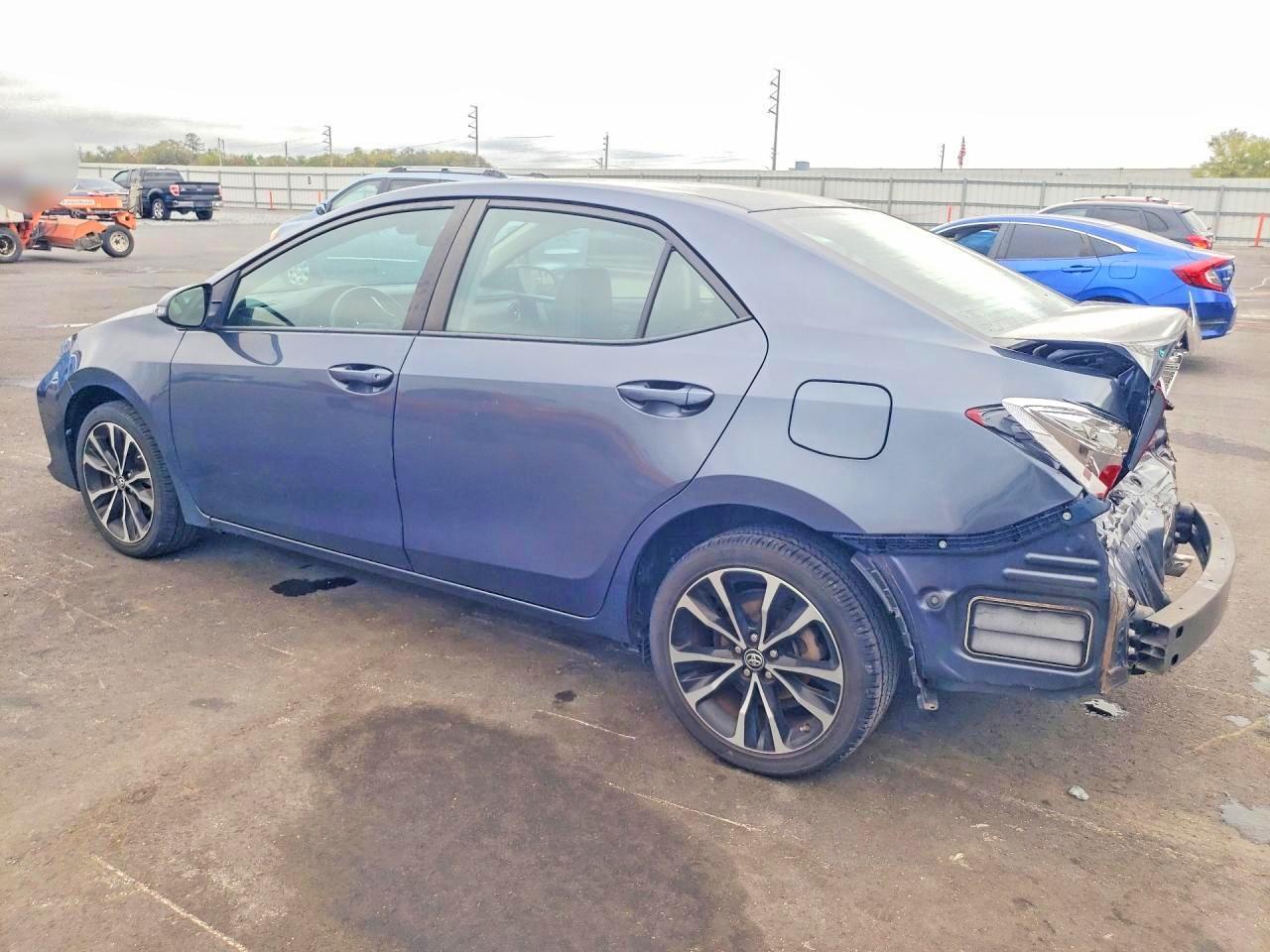 2019 Toyota Corolla Se - Фото 2