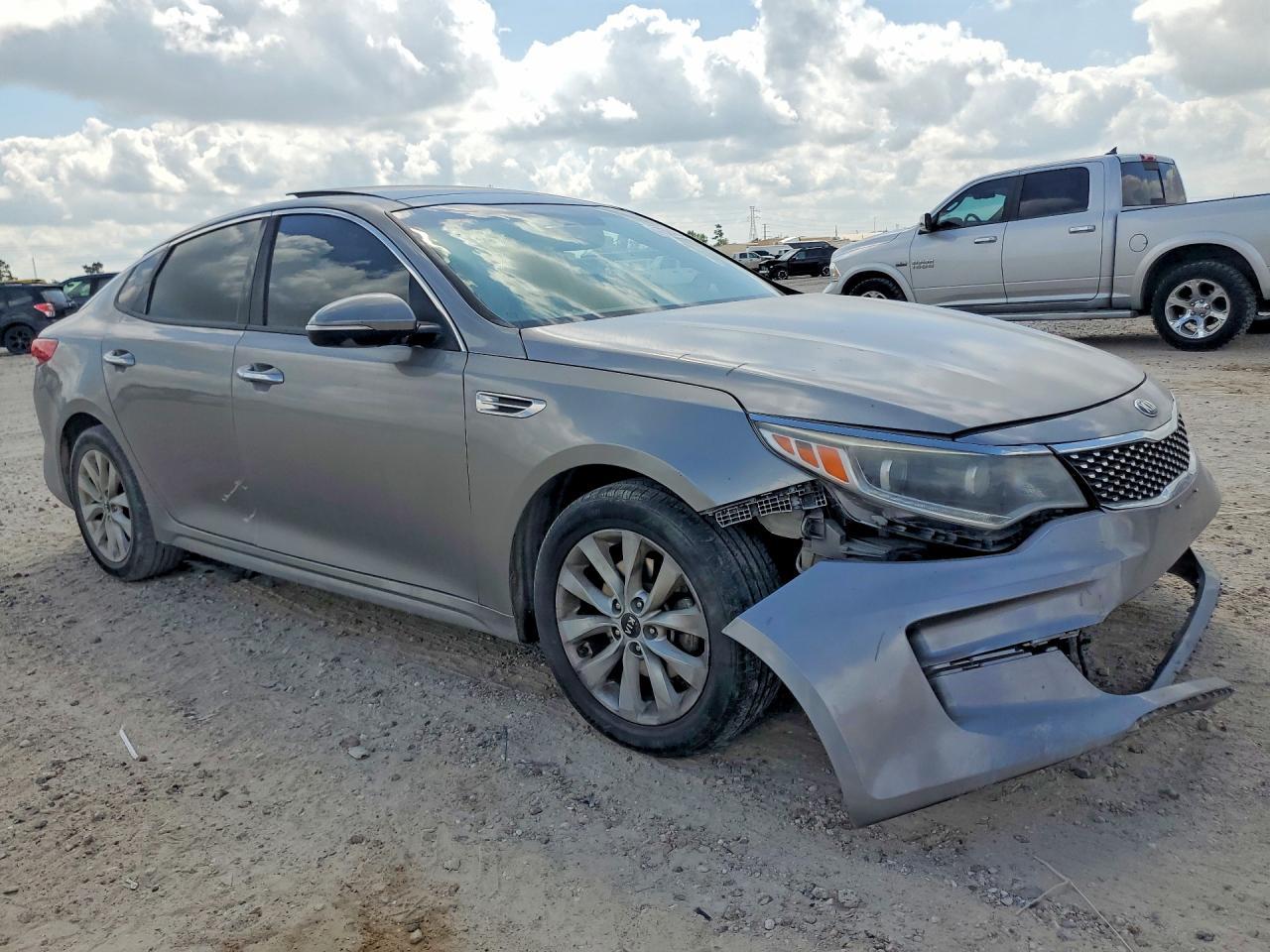 2016 Kia Optima Ex - Фото 4