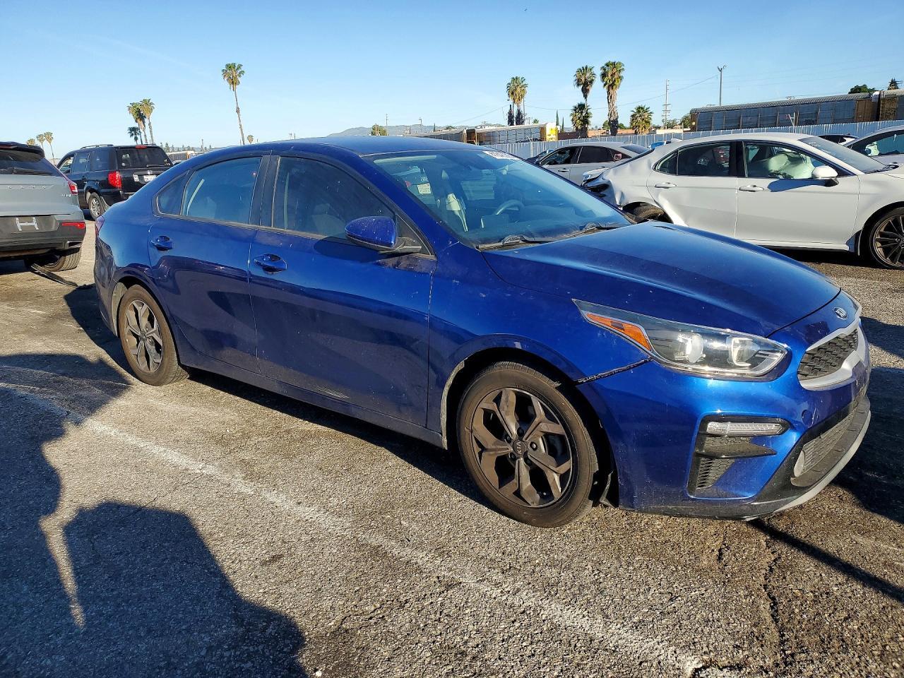 2019 Kia Forte Lxs - Фото 4