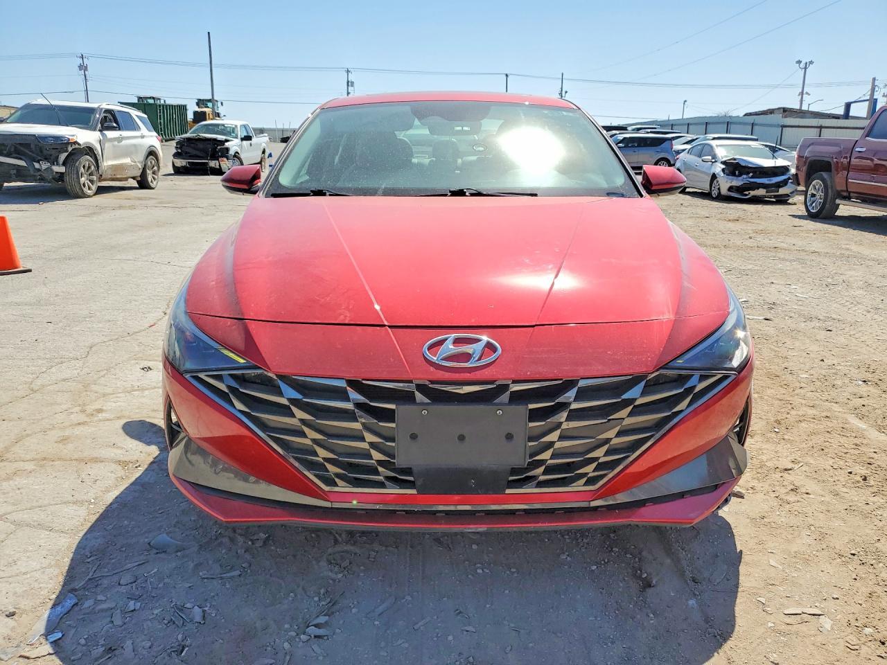 2023 Hyundai Elantra - Image 5