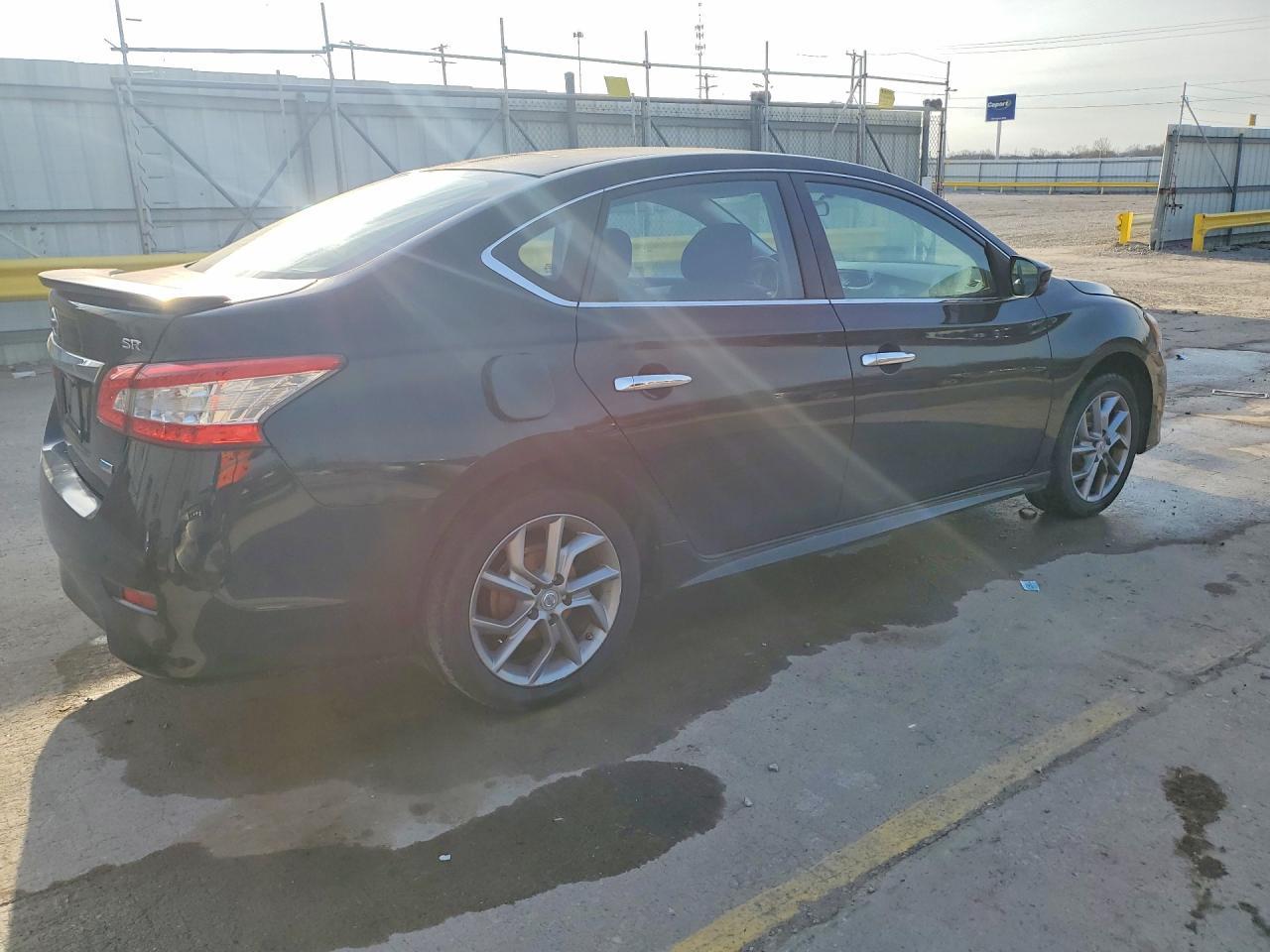 2014 Nissan Sentra Sr - Image 3