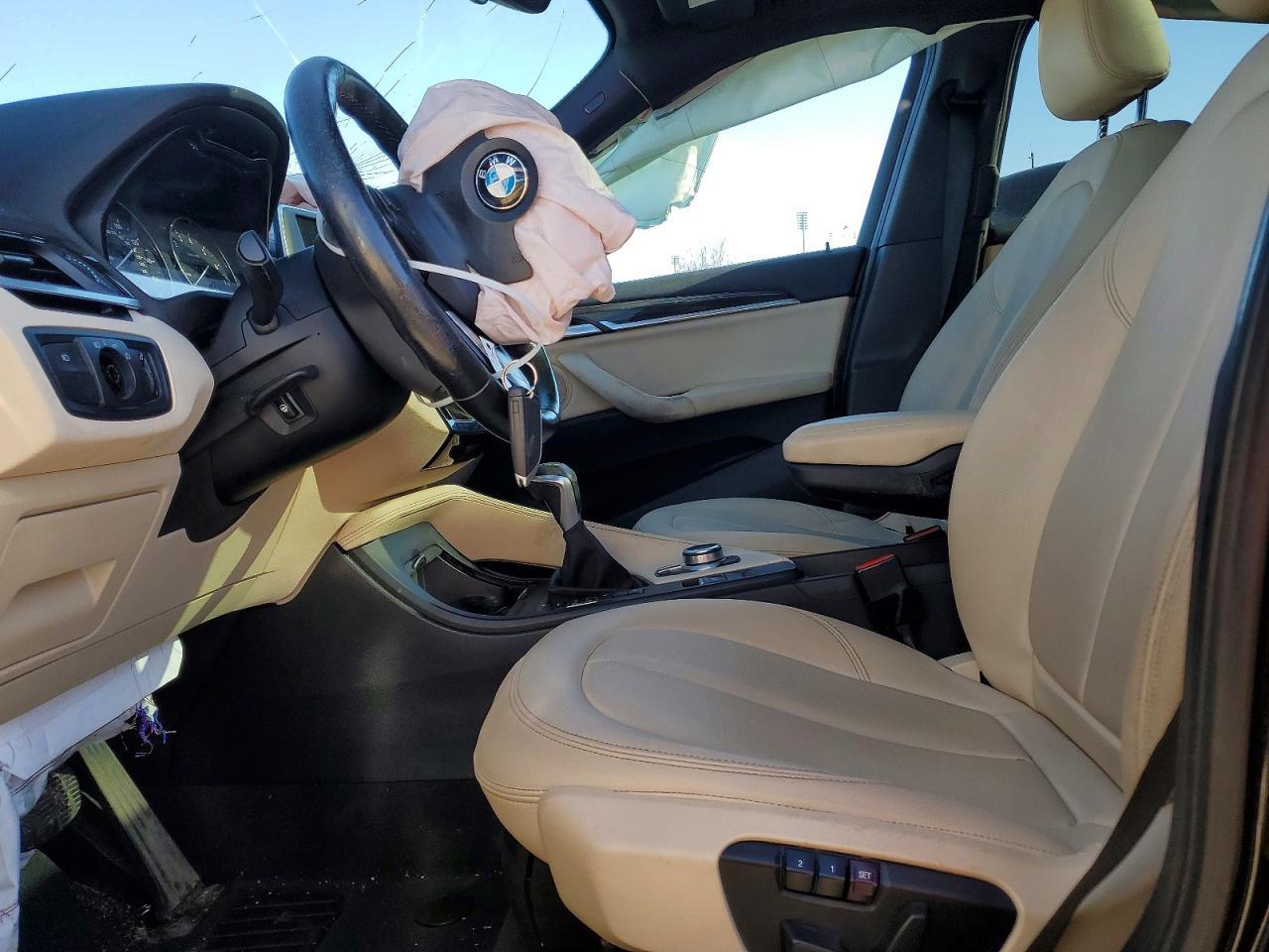 2017 BMW X1 xDrive28I - Image 7