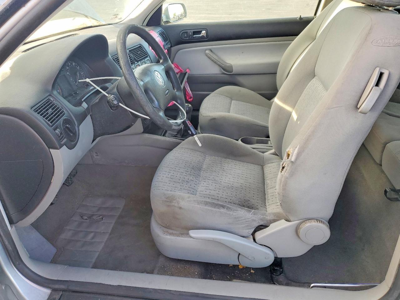 2004 Volkswagen Golf - Фото 7