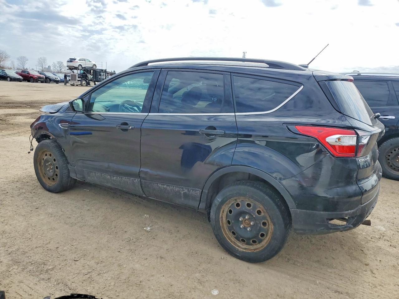 2018 Ford Escape Se - Фото 2