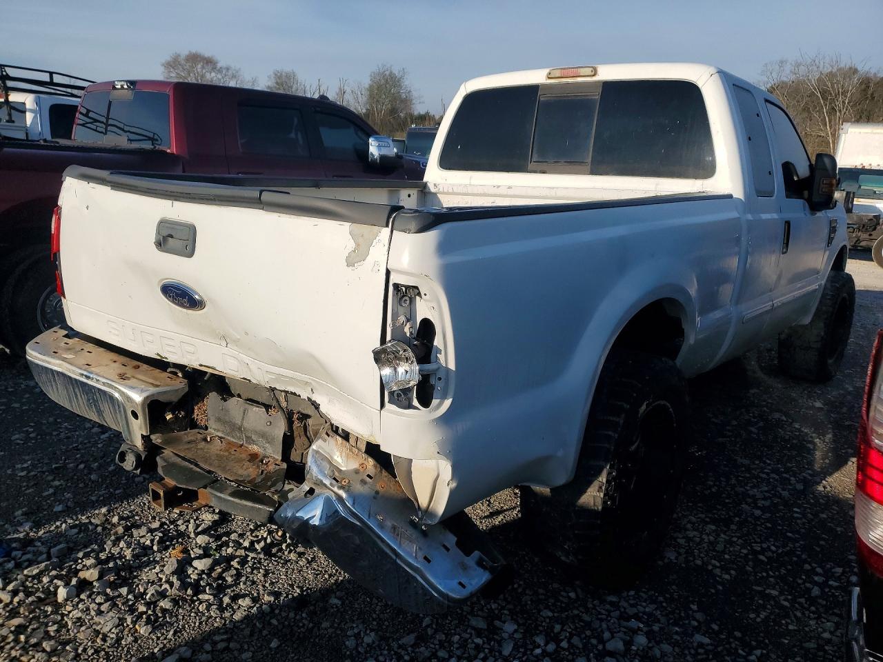 2010 Ford F250 Super Duty - Image 3