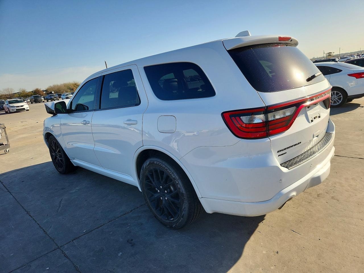 2016 Dodge Durango R - Фото 2