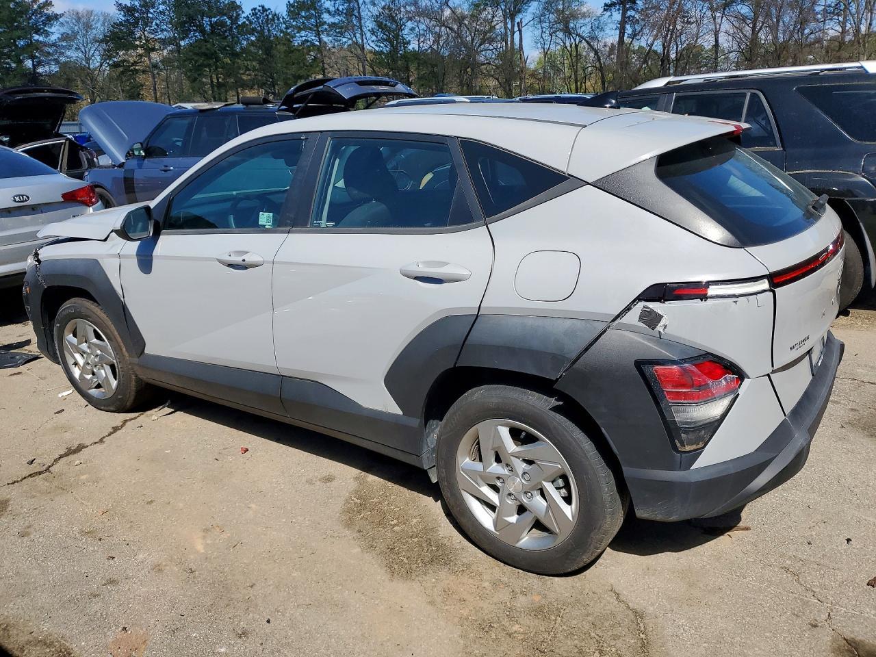 2024 Hyundai Kona Se - Image 2