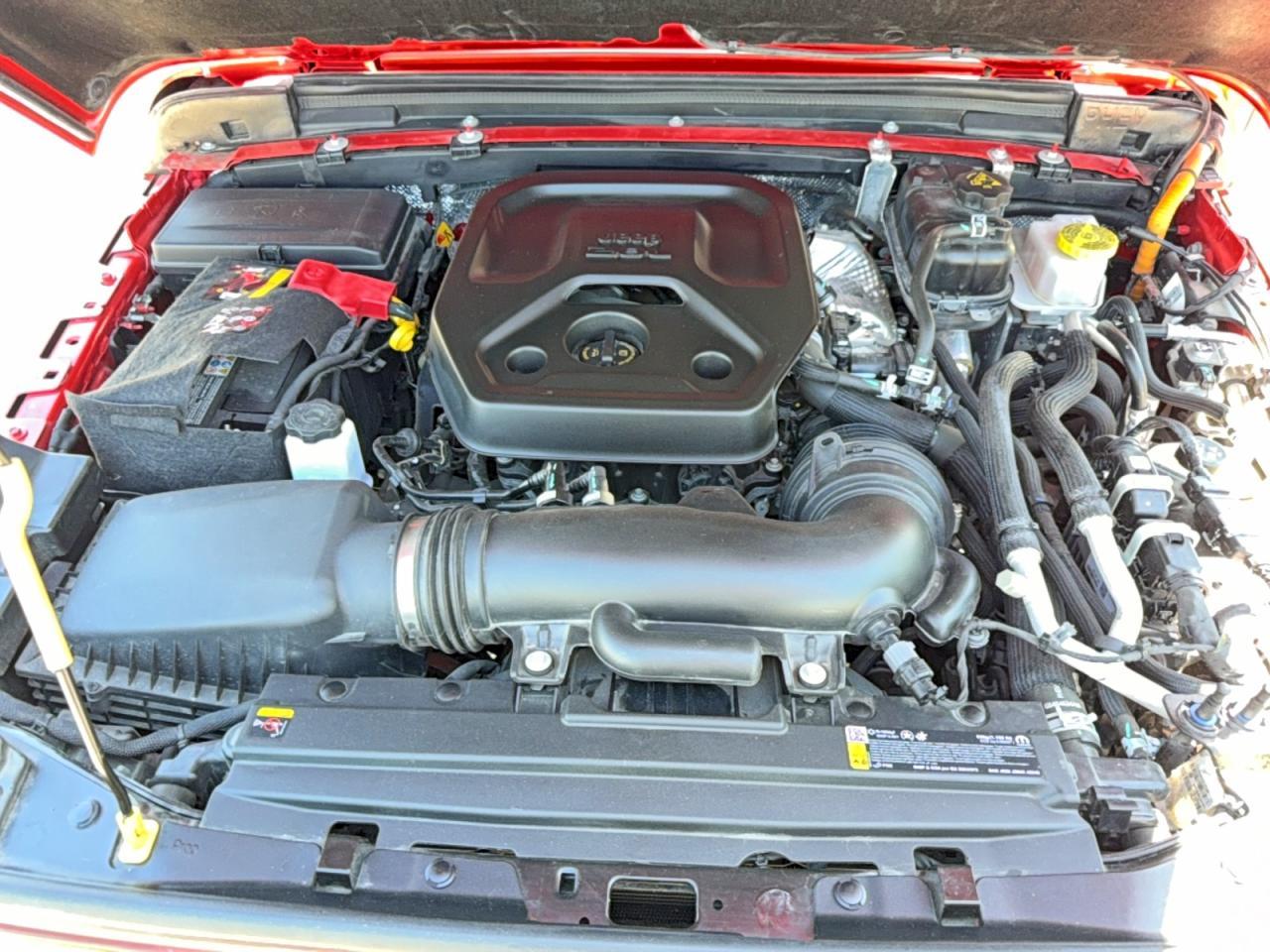 2025 Jeep Wrangler Sahara 4Xe - Фото 7