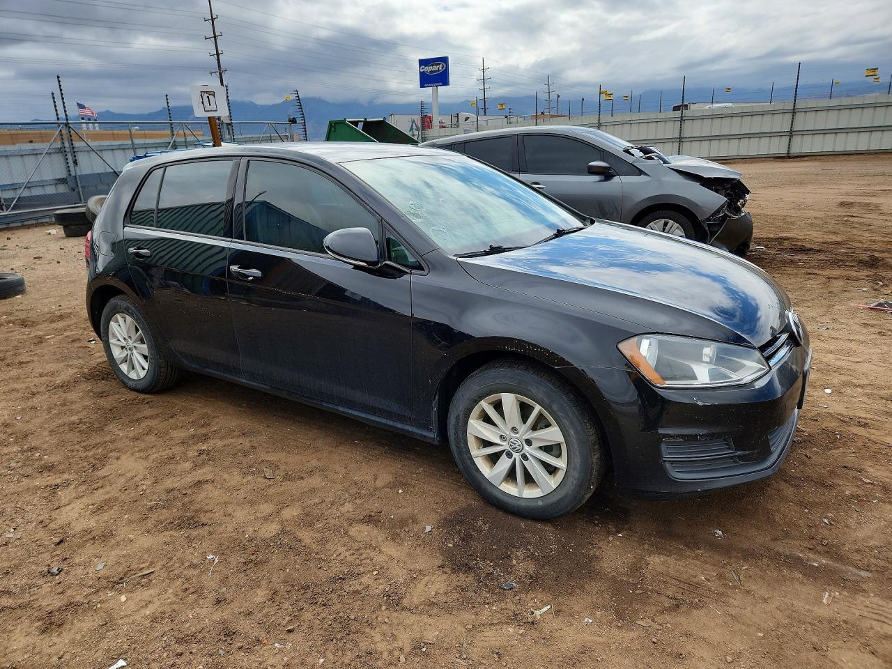 2017 Volkswagen Golf S - Фото 4