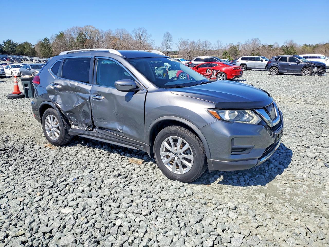 2017 Nissan Rogue Sv - Image 4