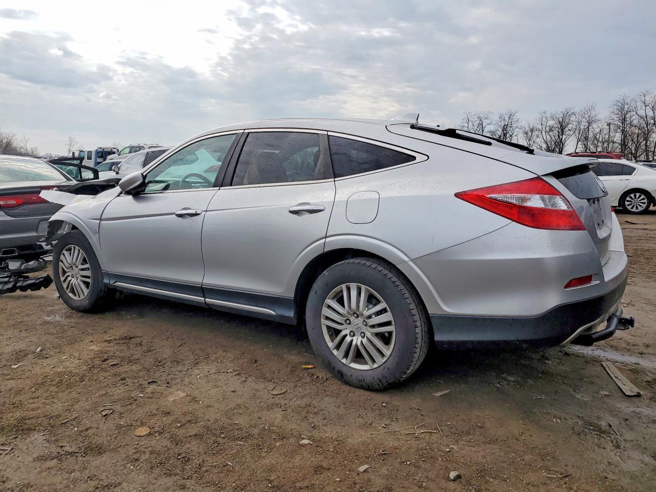 2015 Honda Crosstour Exl - Image 2