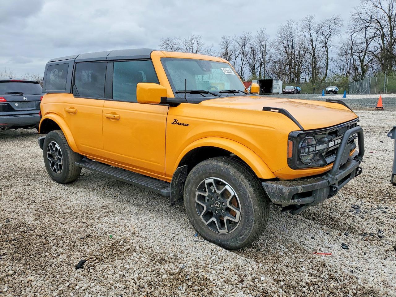 2021 Ford Bronco Base - Image 4