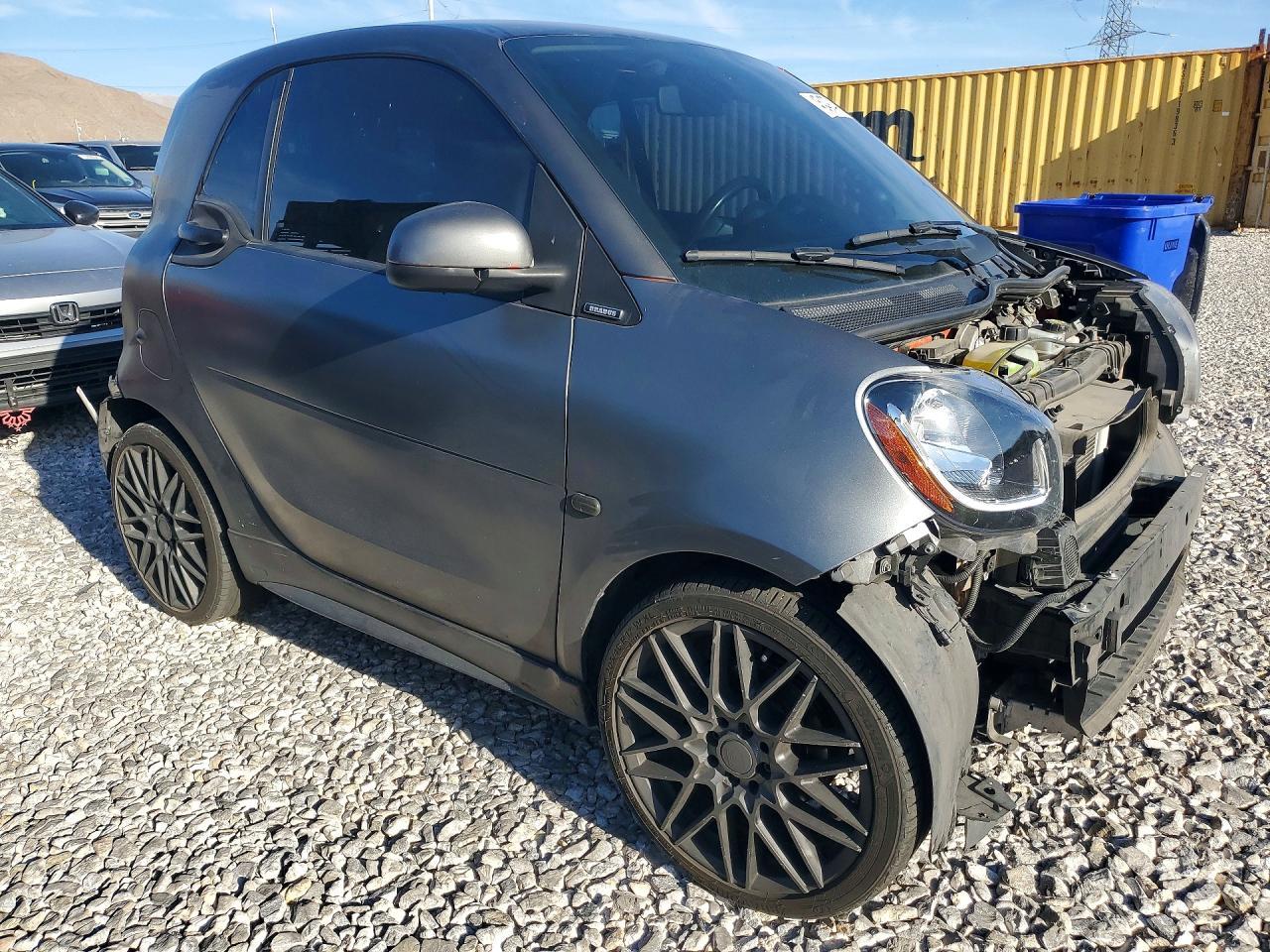 2017 Smart Fortwo - Фото 4