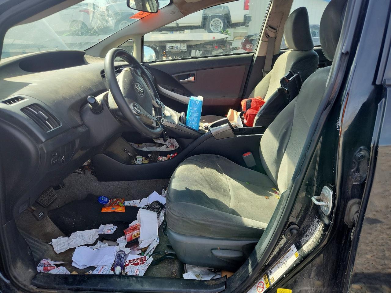 2014 Toyota Prius Two - Фото 7