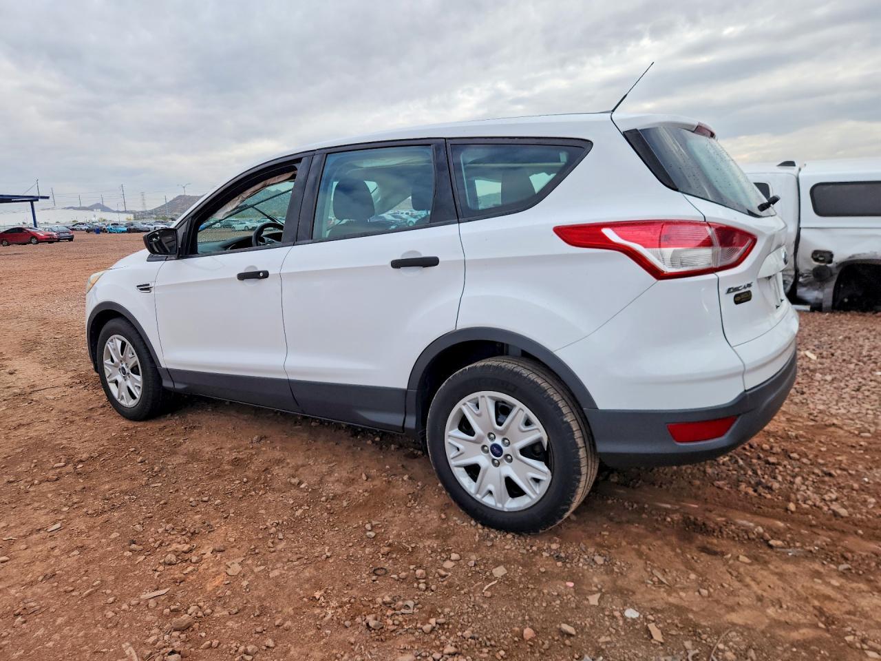 2016 Ford Escape S - Image 2