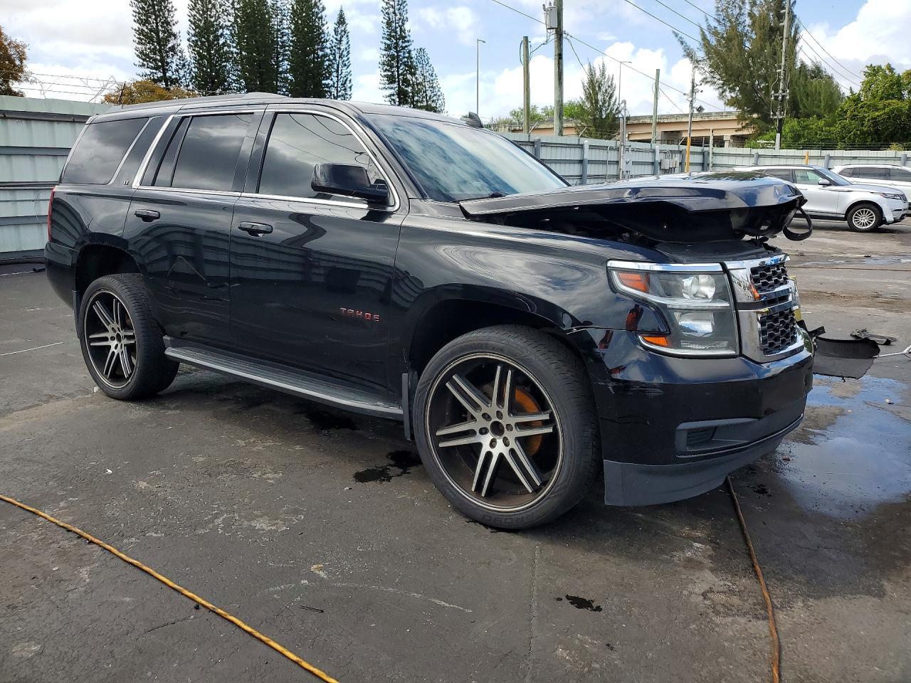 2019 Chevrolet Tahoe K1500 Lt - Image 4