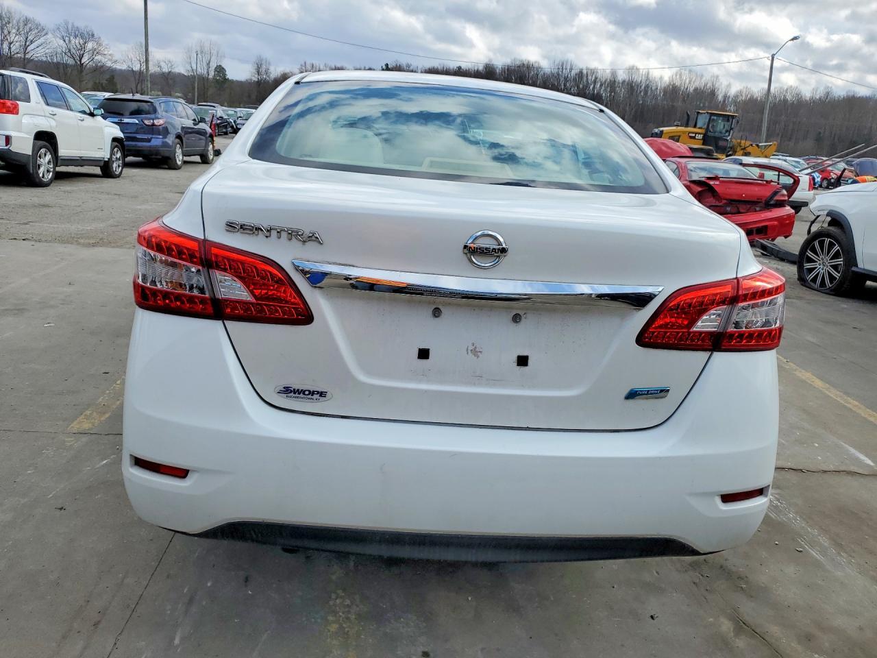 2014 Nissan Sentra S - Image 6
