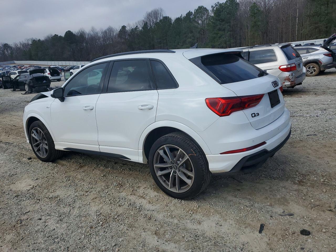 2024 Audi Q3 Premium S Line 45 - Фото 2