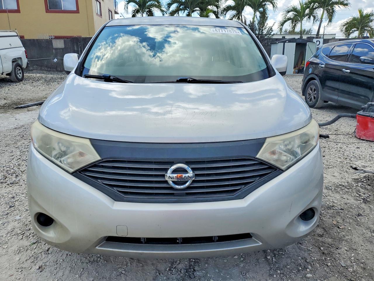 2016 Nissan Quest 3.5 S - Фото 5